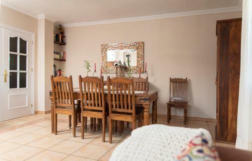 Casa Rural El Sauce. A 2,5 Km de Cuenca Capital
