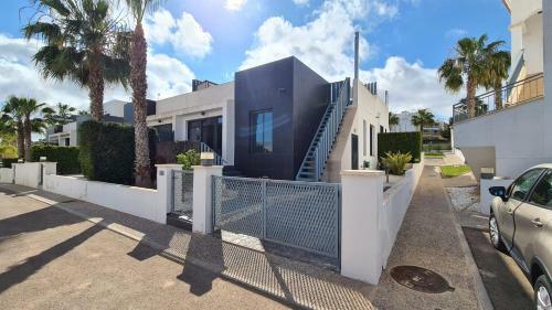 Villa In Villamartin