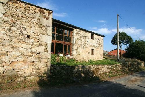 2 Bedrooms House With Wifi At Paradela