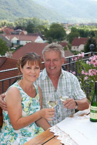 Hostal G�stehaus & Heuriger Turm Wachau