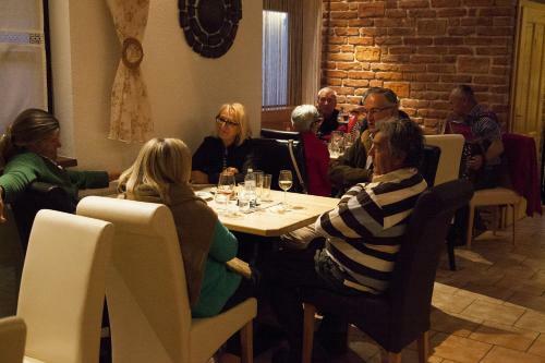 Apartamentos Apetlon'er - Heurigerpensionboehm