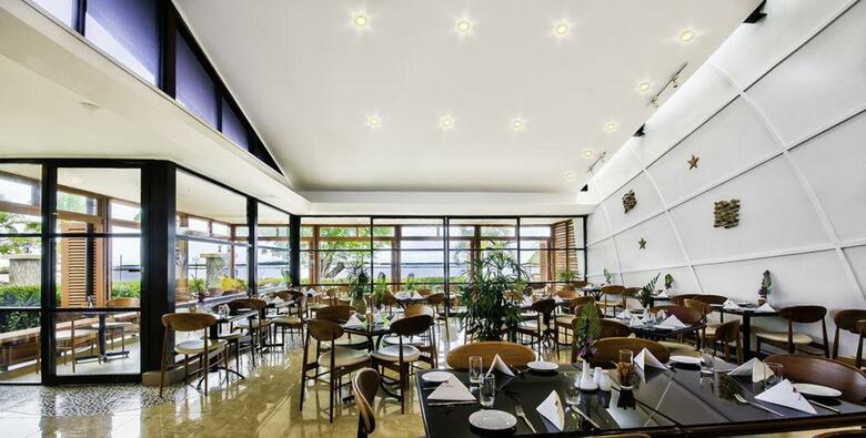 Tanoa Waterfront Hotel