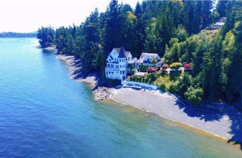 Hostal Rainbow Land Inn