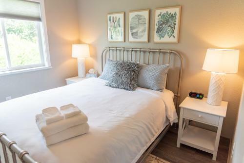 Motel Colony Suites