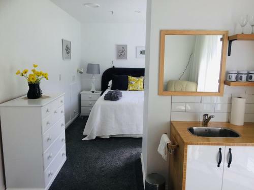 64 Mandalea B&B