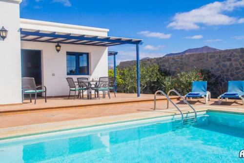 Villa Tamia & Atl�ntico Marina Rubic�n