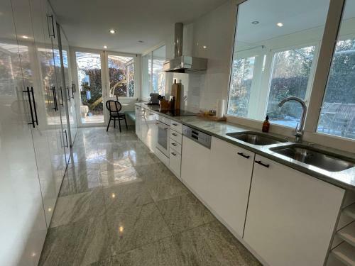 Villa Mit Traumhaftem Blick �ber Den Bodensee