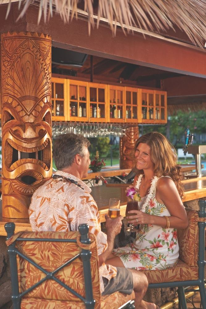 Kaanapali Beach Hotel