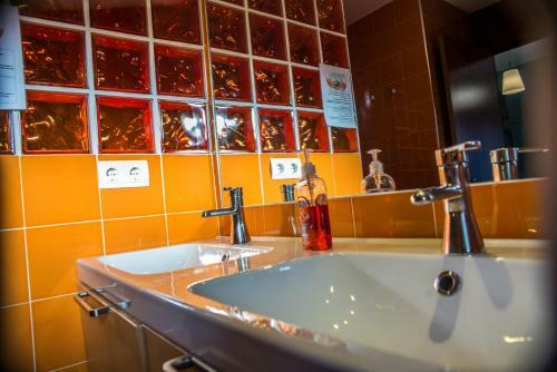 Habitaciones Independientes C�ntricas Ba�o Privado