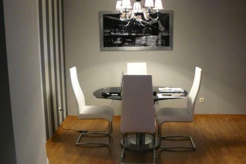 Apartamento Nuevo, Vistas Al Mar, Piscina Y Parking