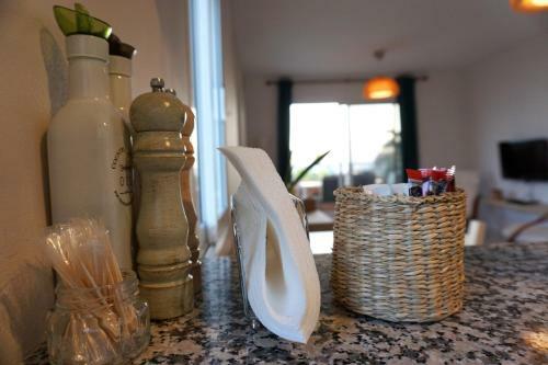 Top Seaview Apartment In Peyia