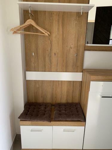 Apartamento ?ern� D?l V Krkono?�ch - Horsk� Chata Se Saunou 53