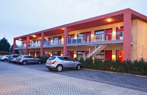 Babylon Hotel