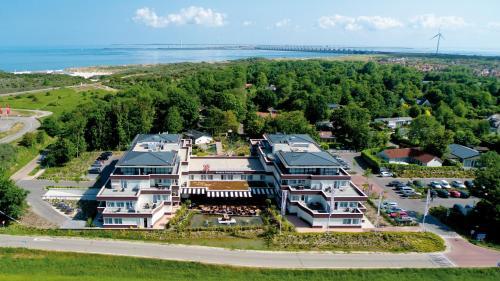Amadore Hotel Restaurant De Kamperduinen