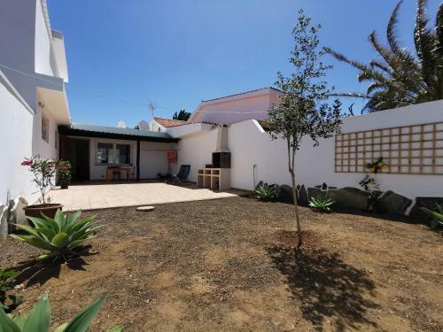 Martha`s Holiday Home