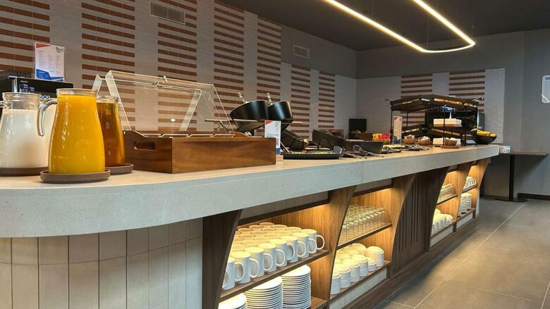 Hotel Holiday Inn Express & Suites Lisbon - Pr�ncipe Real By Ihg