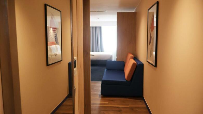 Hotel Holiday Inn Express & Suites Lisbon - Pr�ncipe Real By Ihg