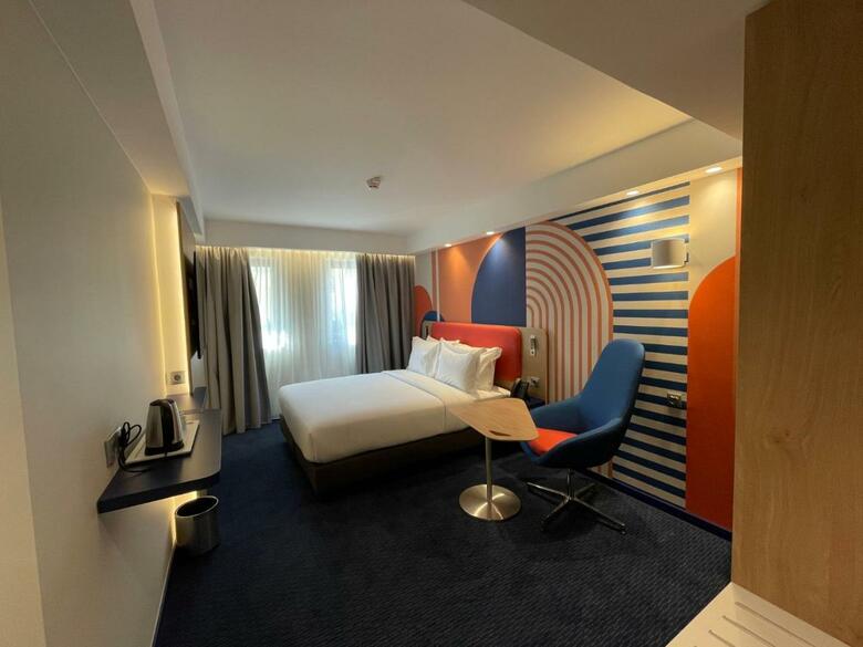 Hotel Holiday Inn Express & Suites Lisbon - Pr�ncipe Real By Ihg