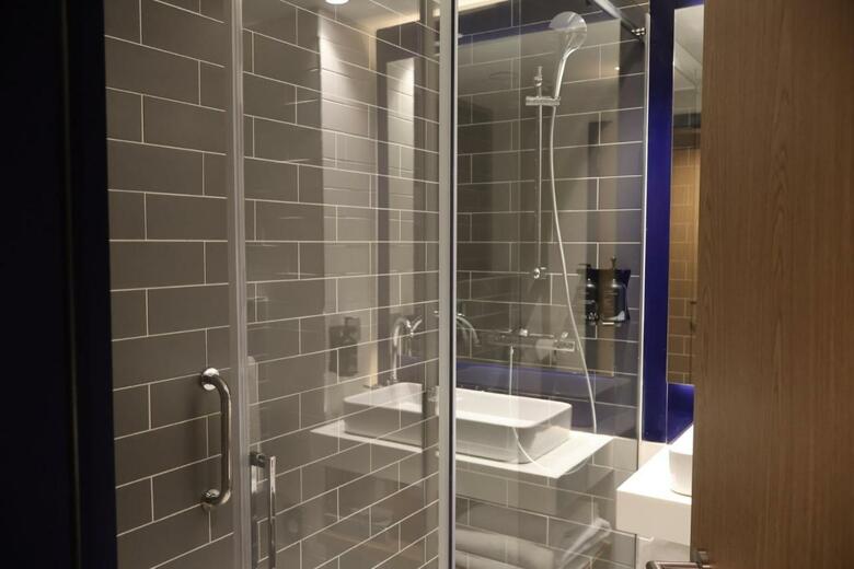 Hotel Holiday Inn Express & Suites Lisbon - Pr�ncipe Real By Ihg