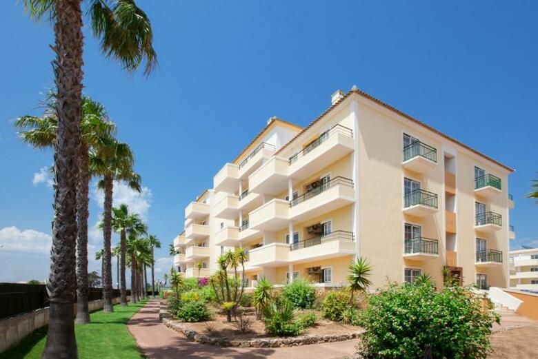 Aparthotel Vitor's Plaza