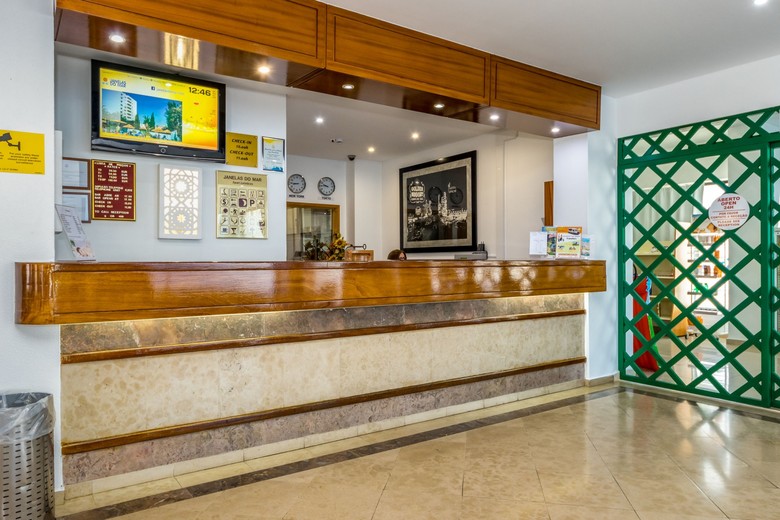 Hotel Apartamentos Turisticos Janelas Do Mar