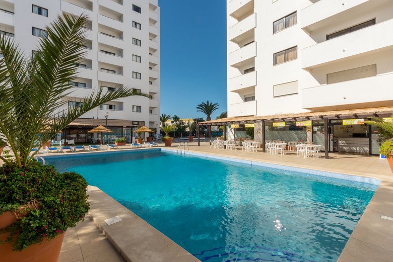 Hotel Apartamentos Turisticos Janelas Do Mar