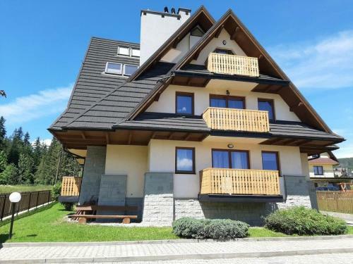 Widokowy Apartament "b�r"