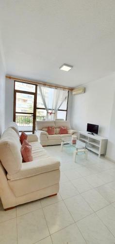 Sea View Holiday Apartment Lamata