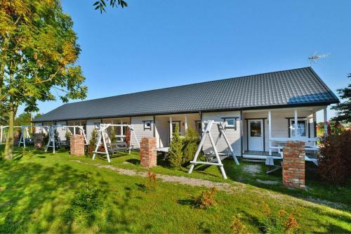 Apartment In Rusinowo With Parking Space