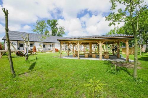 Apartment In Rusinowo With Parking Space