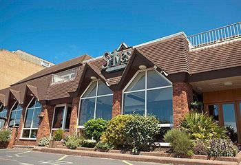 St Ives Hotel