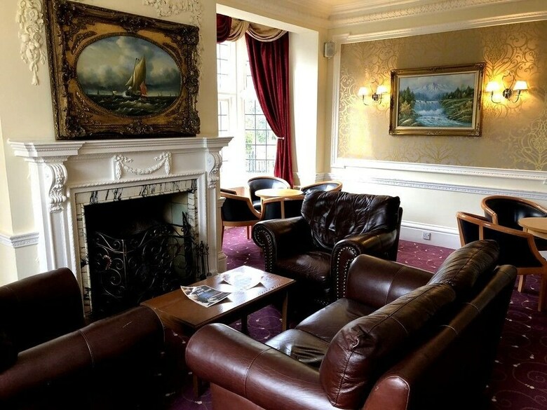 Westone Manor Hotel