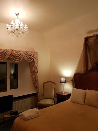 Dolbrodmaeth Riverside Hotel