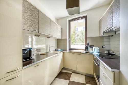 Labo Apartment Towarowa Kercelak