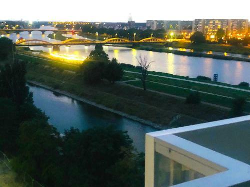 Apartament Z Tarasem I Widokiem Na Odr?
