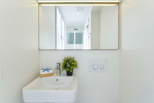Canami... Luxury Apartment With Best Sea Views.