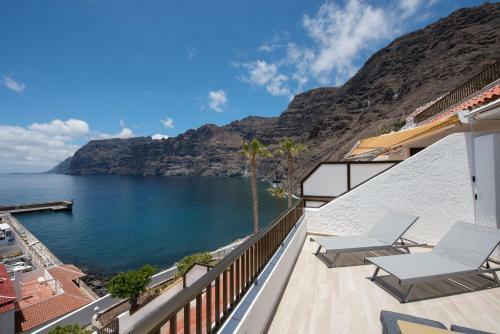 Los Gigantes Cliffs And Ocean View Peaceful Apartment
