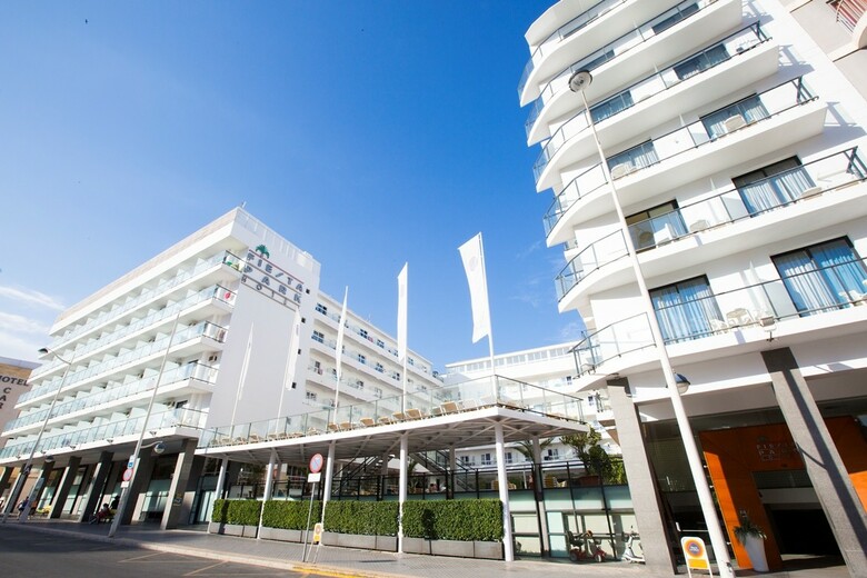 Hotel Port Fiesta Park