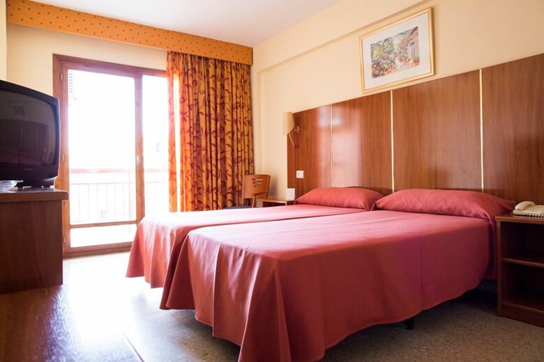 Hotel Fleming Playa Poniente By Punta 25