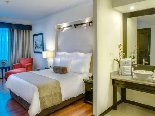 Grand Tikal Futura Hotel