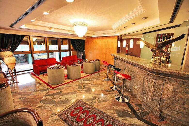 Sabe Center Hotel