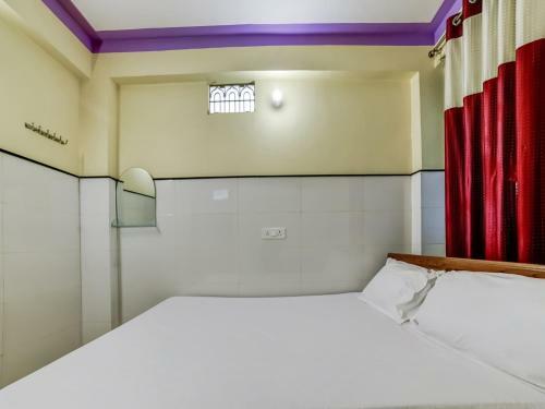 Spot On 82187 Hotel Hindustan