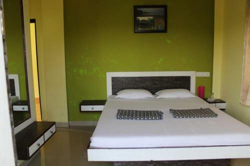 Hotel Raviraj Residency
