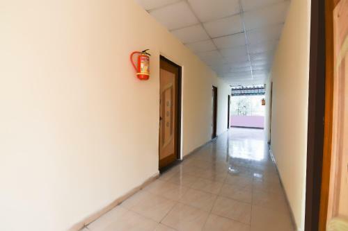 Spot On 64860 Hotel Fulora