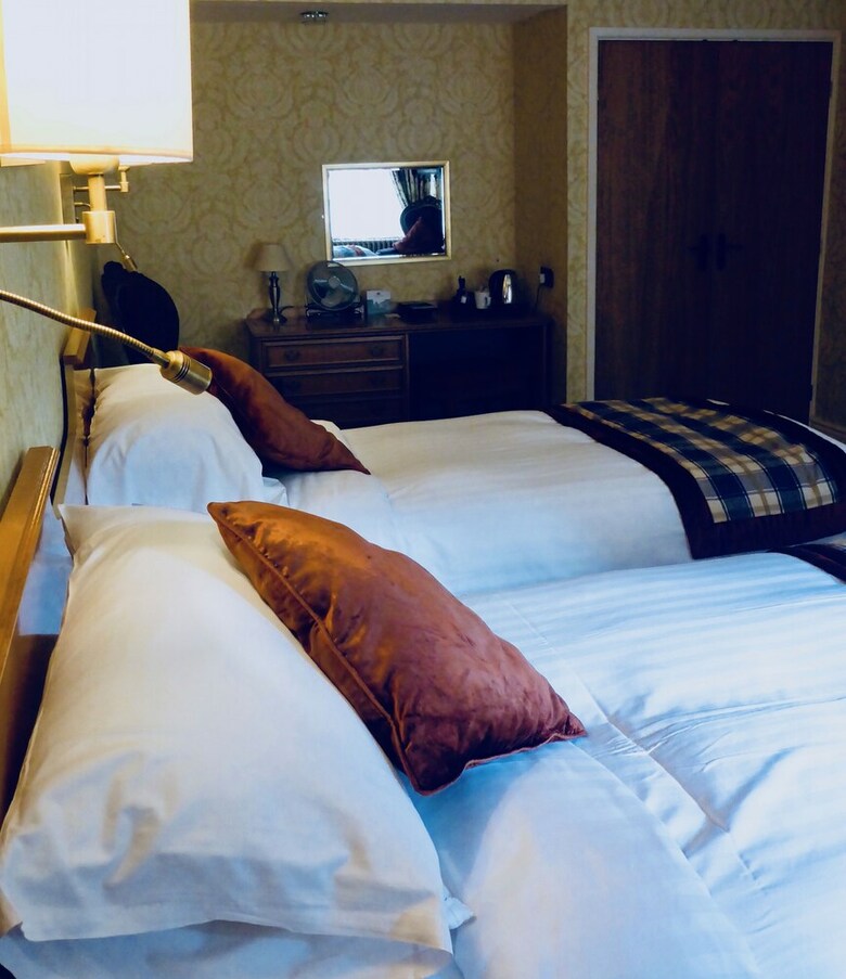Royal Oak Hotel