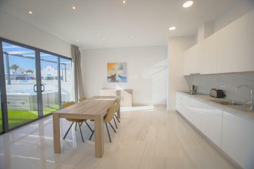 Apartamento Atlantico Plaza Suite 6 - 2 Beds - 2 Baths