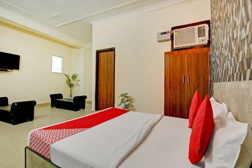 Hotel Oyo 47394 Skyy Inn