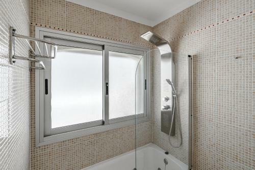 Wonderful Villa In Sue�o Azul With Private Pool