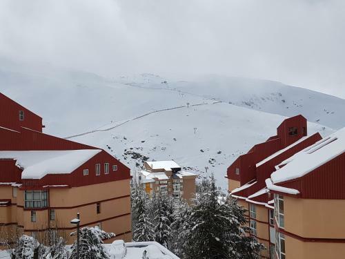 Apartamento Nuevo Apto. Sierra Nevada + Garaje