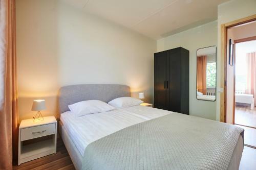 Freshly Renovated Family Apartment